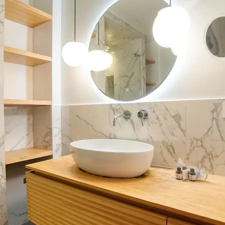 Apartament Cadorna Prestigious - Modern Architecture In Front Of The Station *